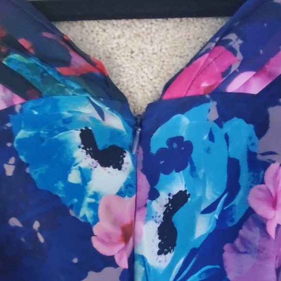 NWT Betsey Johnson pintucked dress - Picture 5 of 8